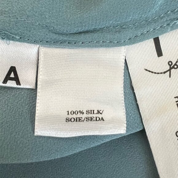 ANN TAYLOR Silk Blouse M Cornflower Blue Roll Tab Sleeve Chic Career Workwear - Picture 9 of 11